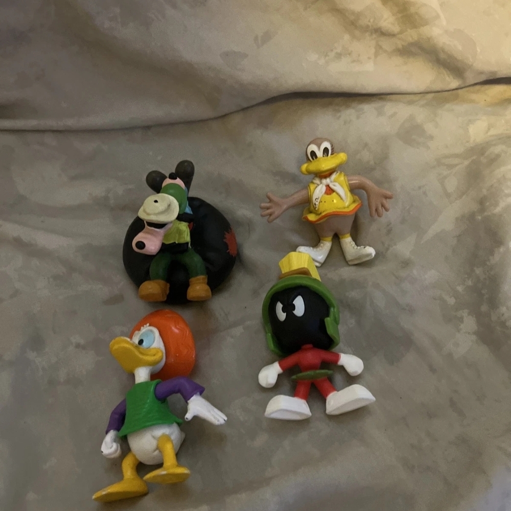 Vintage Y2k Cartoon Character Figurine Set - Multicolor